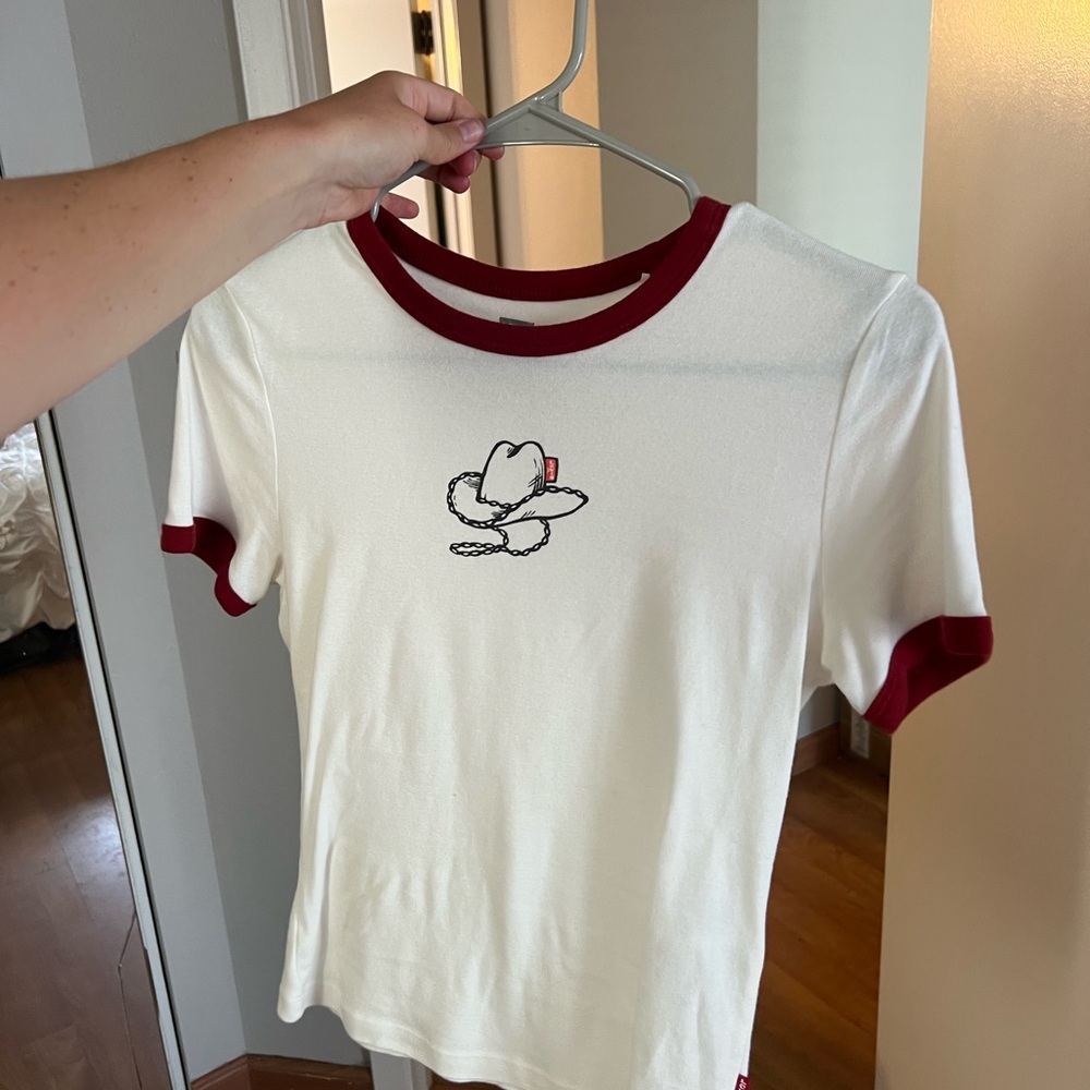LEVIS tee shirt - Picture 8 of 11
